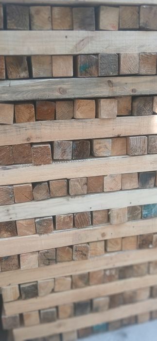 Taxta.brischa sotiladi