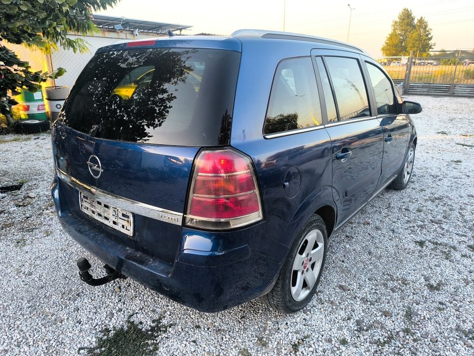 Opel Zafira B 1.9 150к.с. НА ЧАСТИ