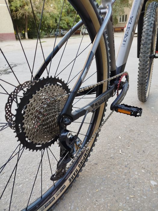 Велосипедни CROSTA X880 NINER