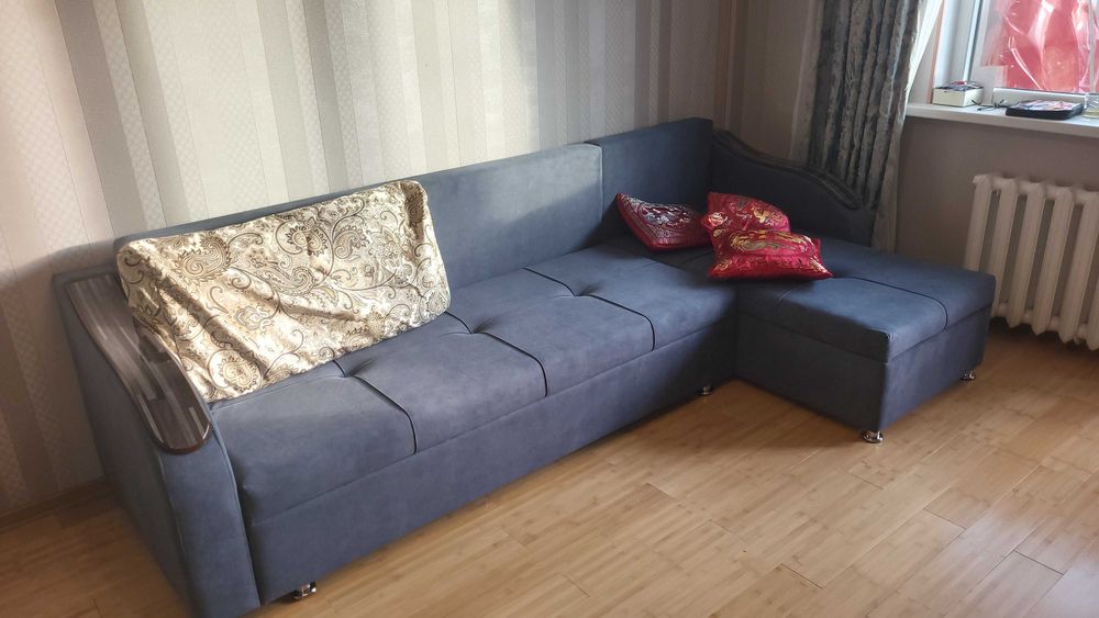 Продам диван. Новый. Срочно