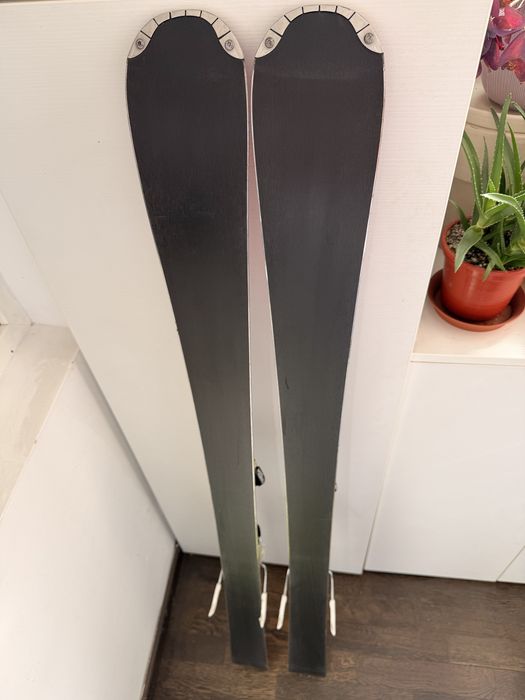 Schiuri damă Atomic Affinity Pure 148 cm + legături + bețe
