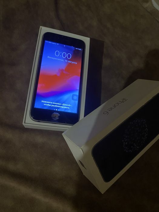 Продам iPhone 6.