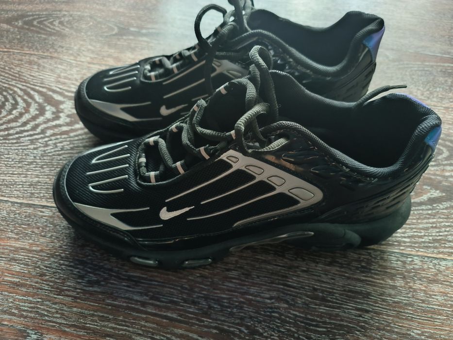 Кроссовки новые Nike