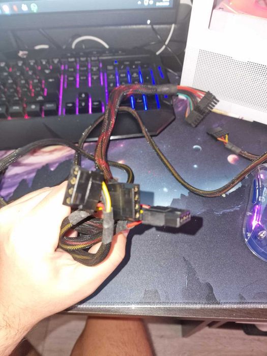 Carcasa pc + sursa + hardisk