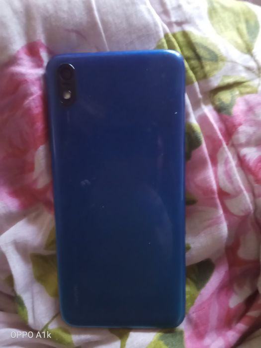 Продам телефон редми7а