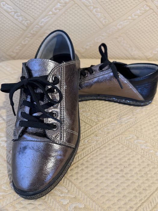 Ежедневни обувки 38 номер