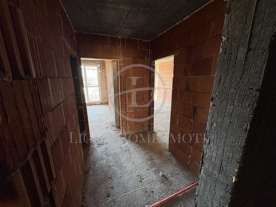 Продава се Двустаен апартамент в Пловдив, Кючук Париж - 75 кв.м за 1292 €/кв.м - Снимка #6