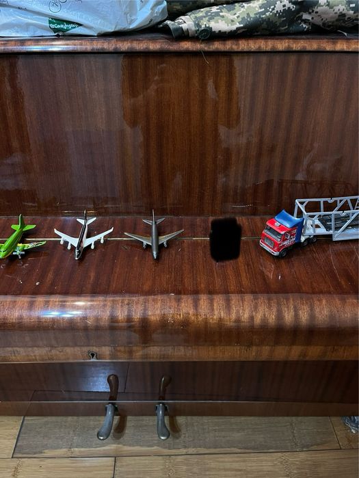 Машинки Hot wheels