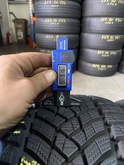 Anvelope iarna 215/40/17 Goodyear Ultra Grip Performance 215 40 17 R17