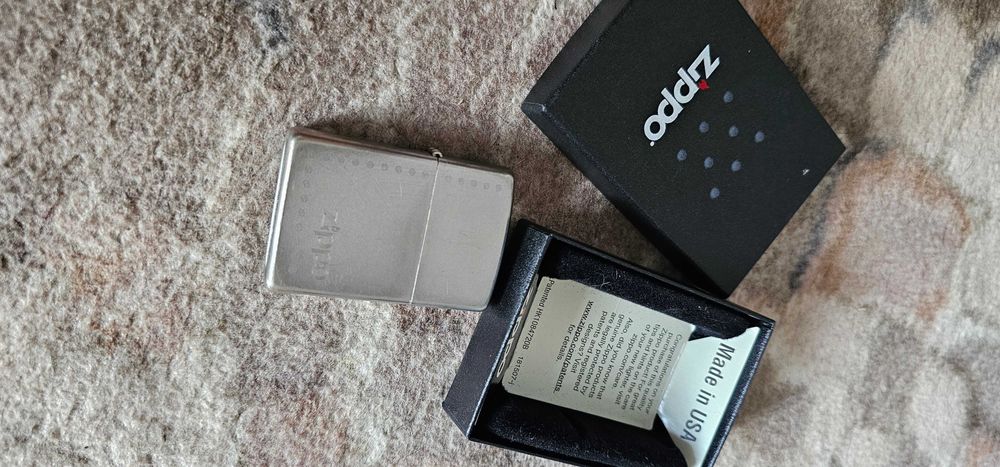 bricheta zippo originala