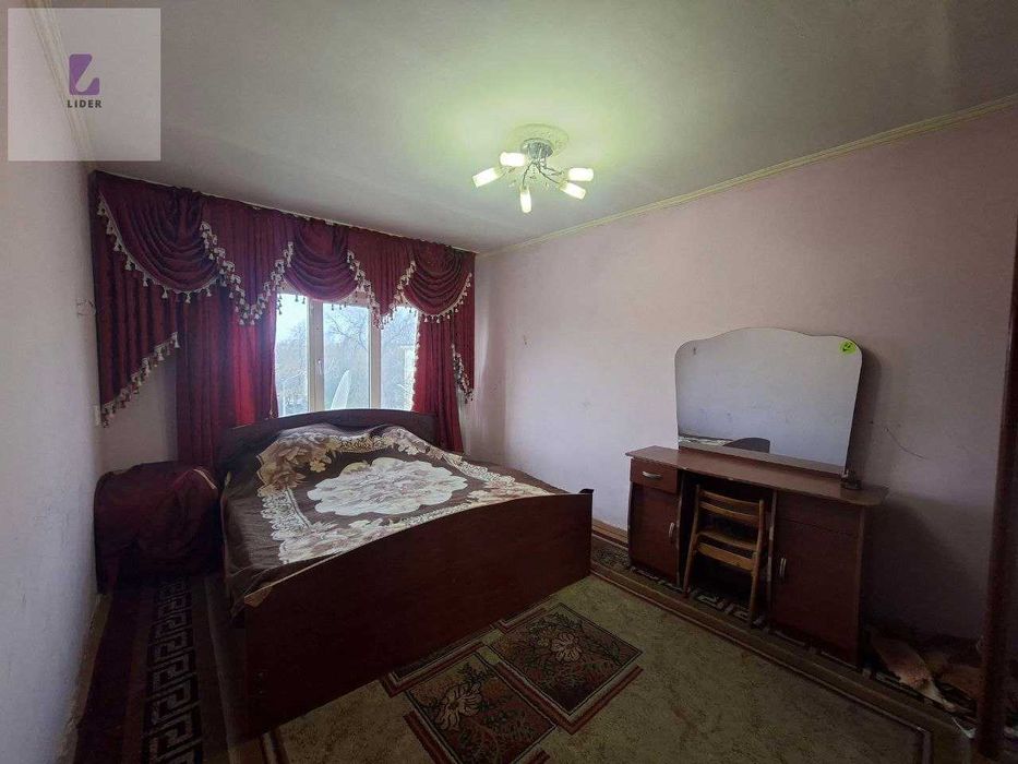 3х комнатная квартира в кирпичном доме по ул.М.Улугбека