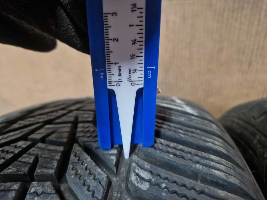 2 Hankook R19 245/50
зимни гуми
DOT3220