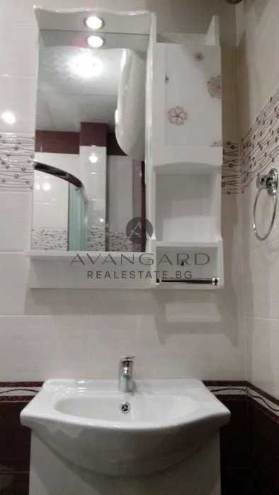 Продава се Тристаен апартамент в Пловдив, Кючук Париж - 70 кв.м за 2478 €/кв.м - Снимка #6