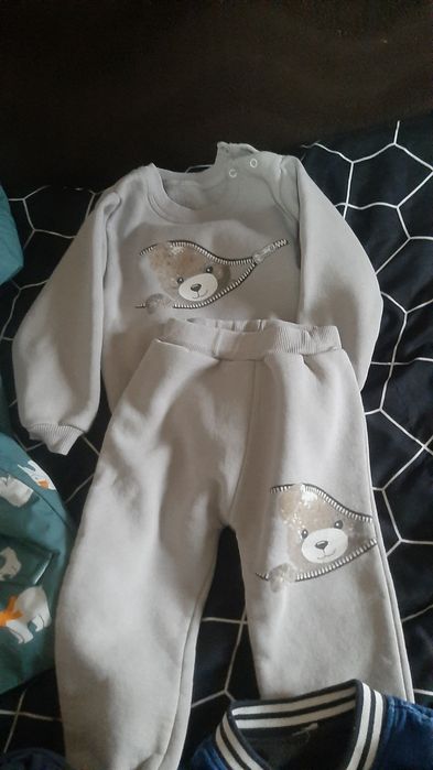 4 бр детски якета и един детски комплект плюс яке