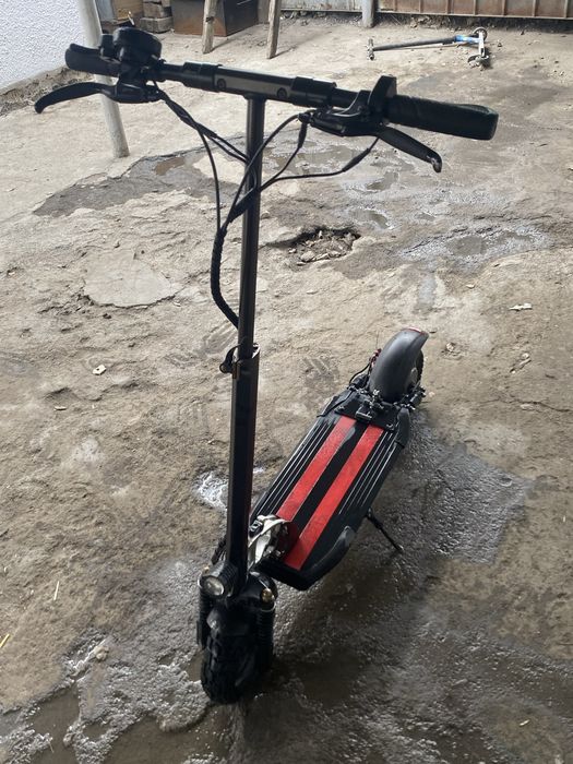 Электросамокат Kugoo m4