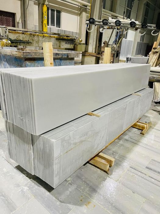 marmura lastre de dimensiuni mari