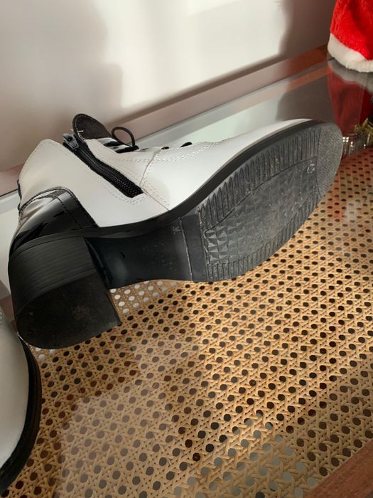 Ghete dama din piele naturala