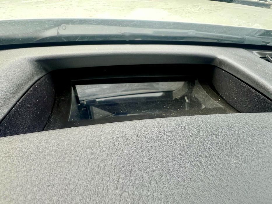 Mazda 3 hibrid 2021, avariat, AVARIATE