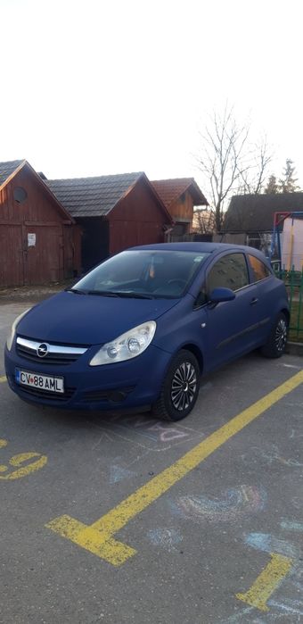 Vând  sau dezmembrez opel corsa D