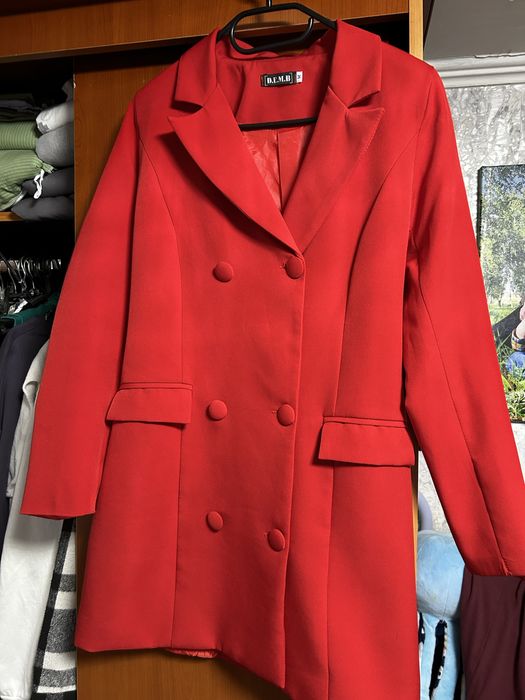 Продам женские вещи