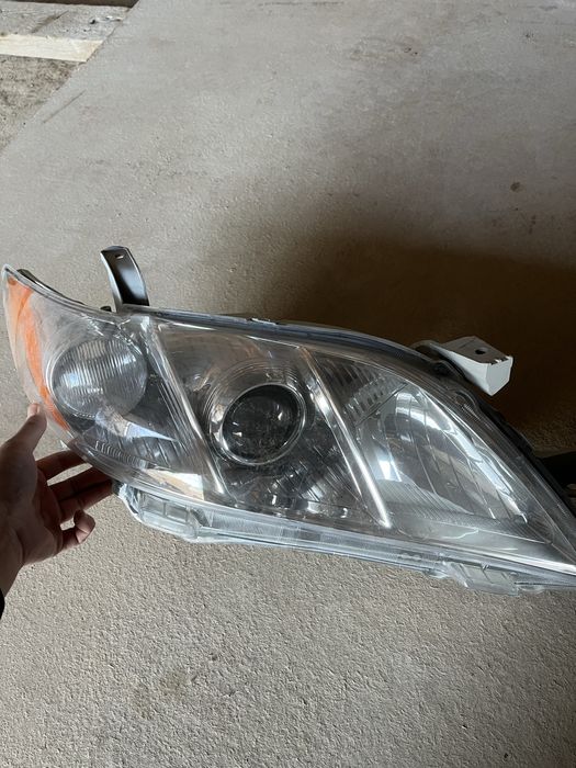 фары тайота камри 40 правый