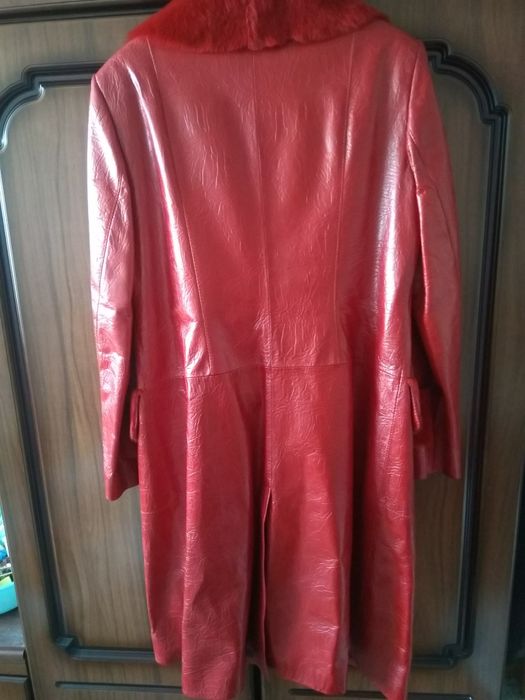 Продам плащ 50 размер