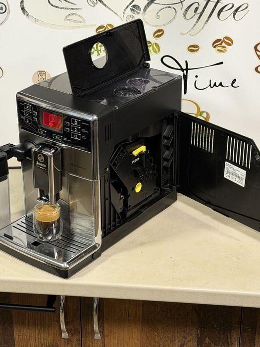 Кафемашина кафе автомат Saeco PicoBarista с гаранция
