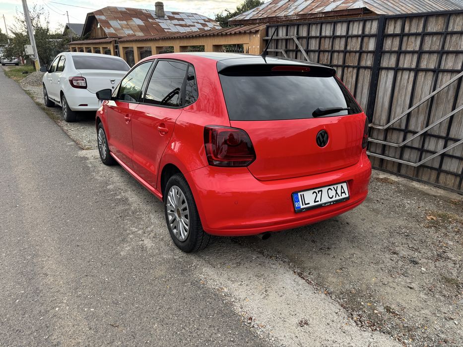 VOLKSWAGEN Polo 2012 — imagine 3