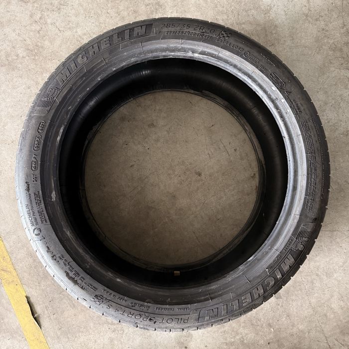 4 Anvelope vara 255 40 20 cu 285 35 20 - MICHELIN - DOT 2021