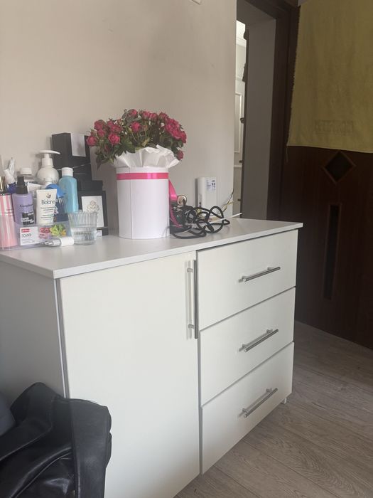 Тумба с зеркалом