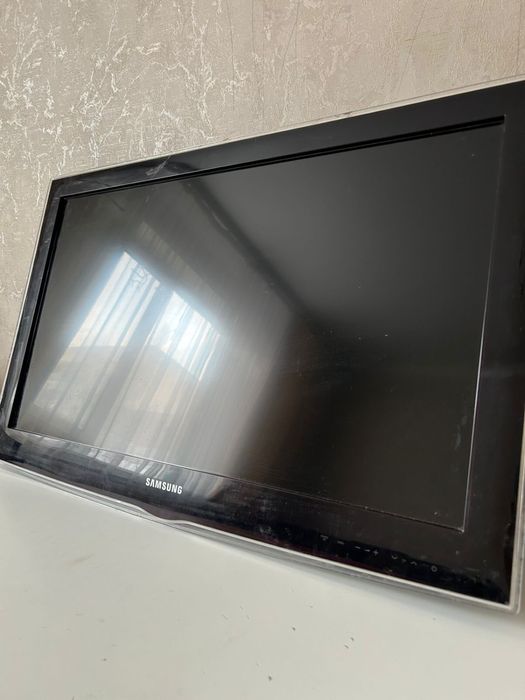 Телевизор в хорошем состояний