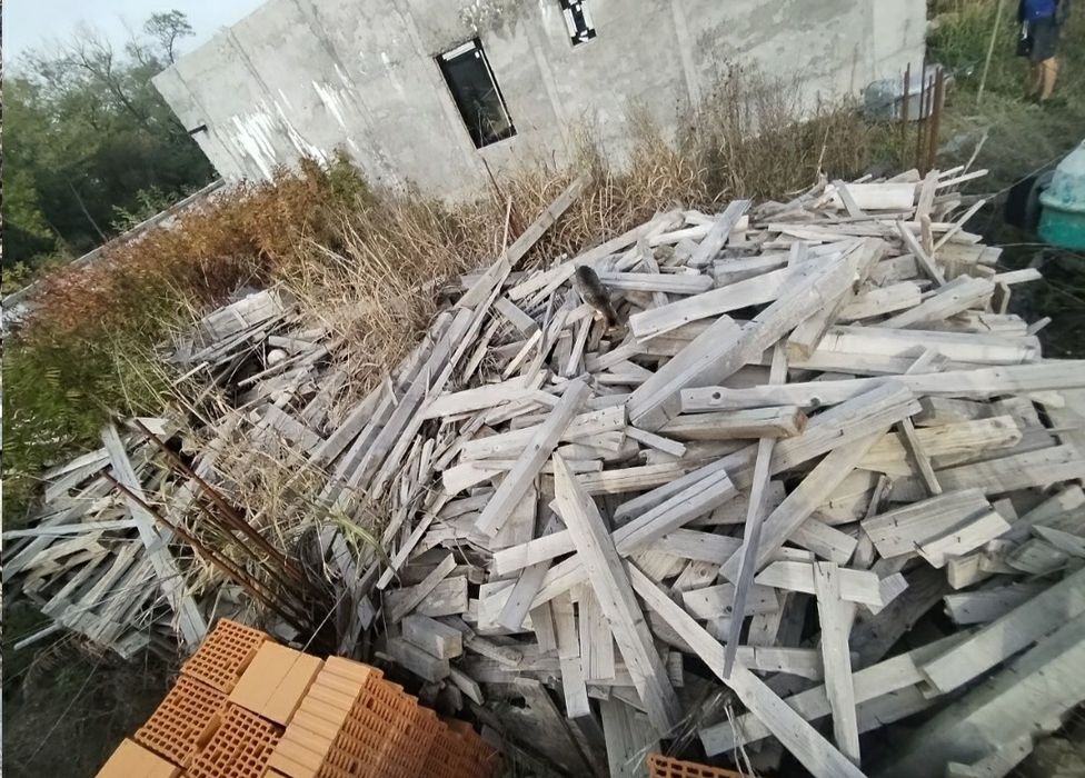 Lemne de foc constructii