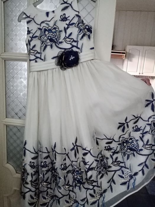 Платье для девочки 12,13лет