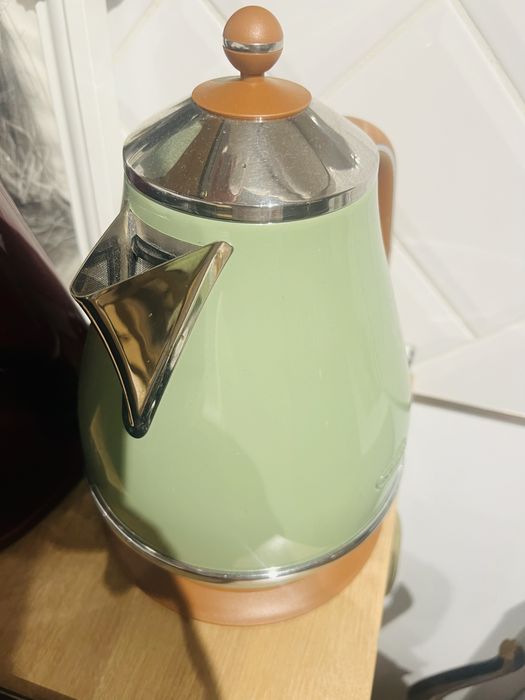 Fierbator  De longhi