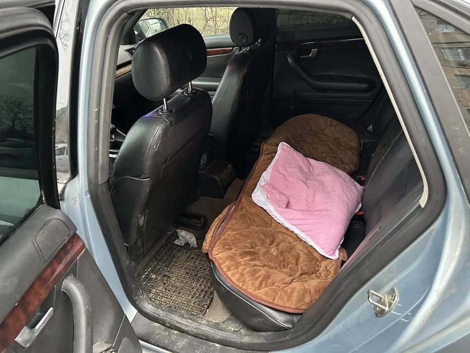 Audi A4 B6 2001-benzina 1600 cmc si GPL-acte valabile