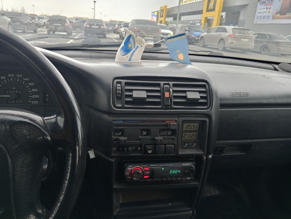 Продам Опель Вектра