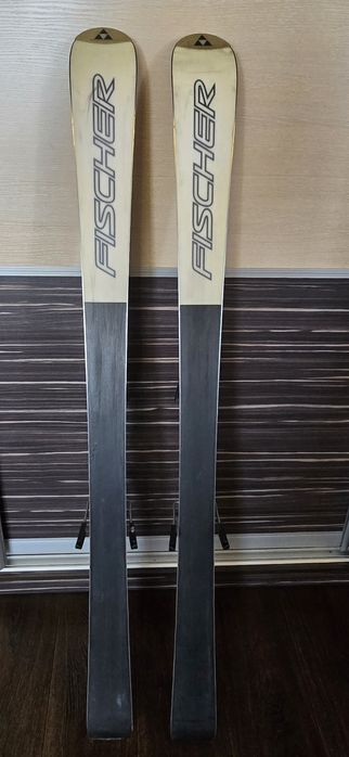 Горные лыжы "FISCHER"