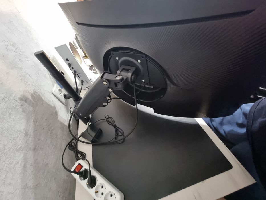 Монитор Samsung Odyssey G5 LC32G55TQWIXСІ