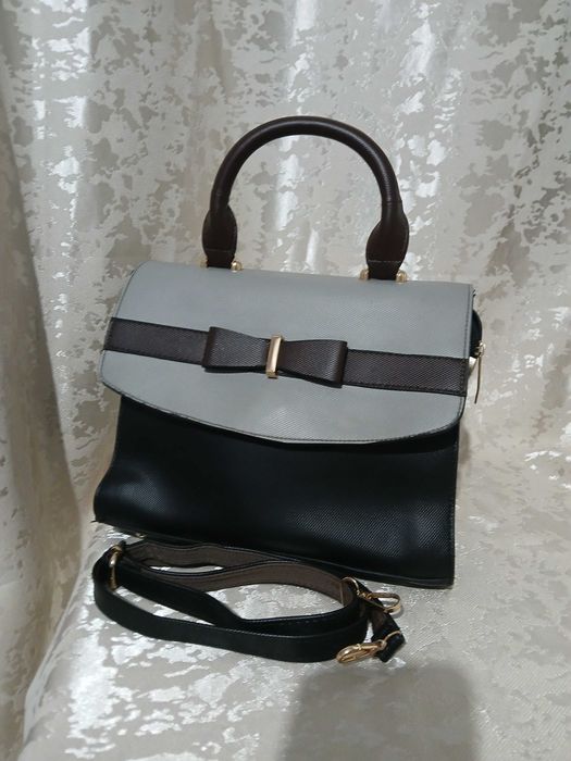 Продавам Дамски Чанти