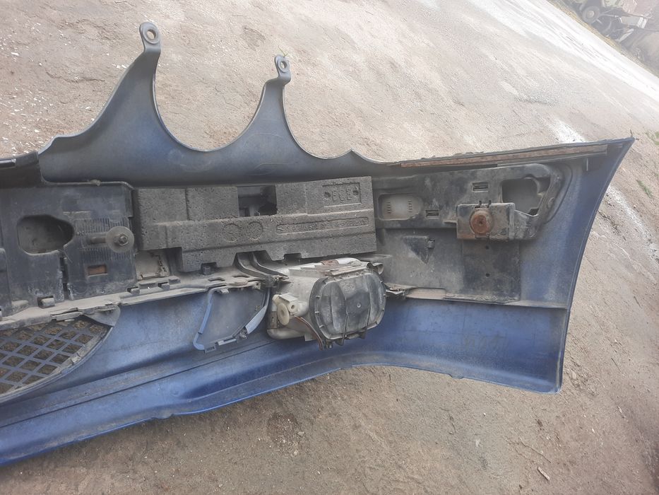 Предна броня w210 w208