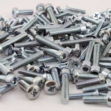 Болты и гайки оптом !