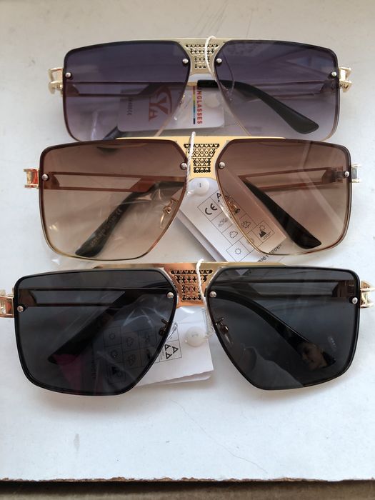 Слънчеви очила на едро