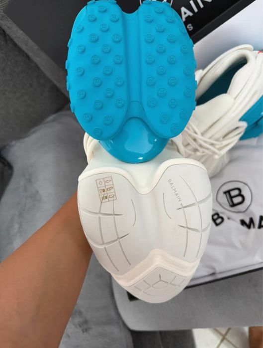 Adidasi Balmain Unicorn