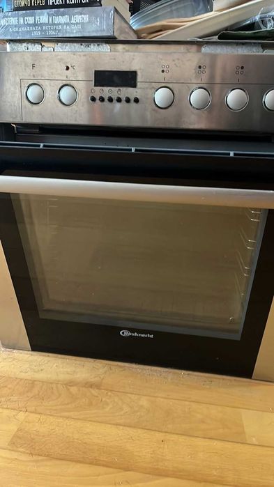 Комплект "BAUKNECHT"  фурна с 4 БРОЯ  керамични котлони -употребявани