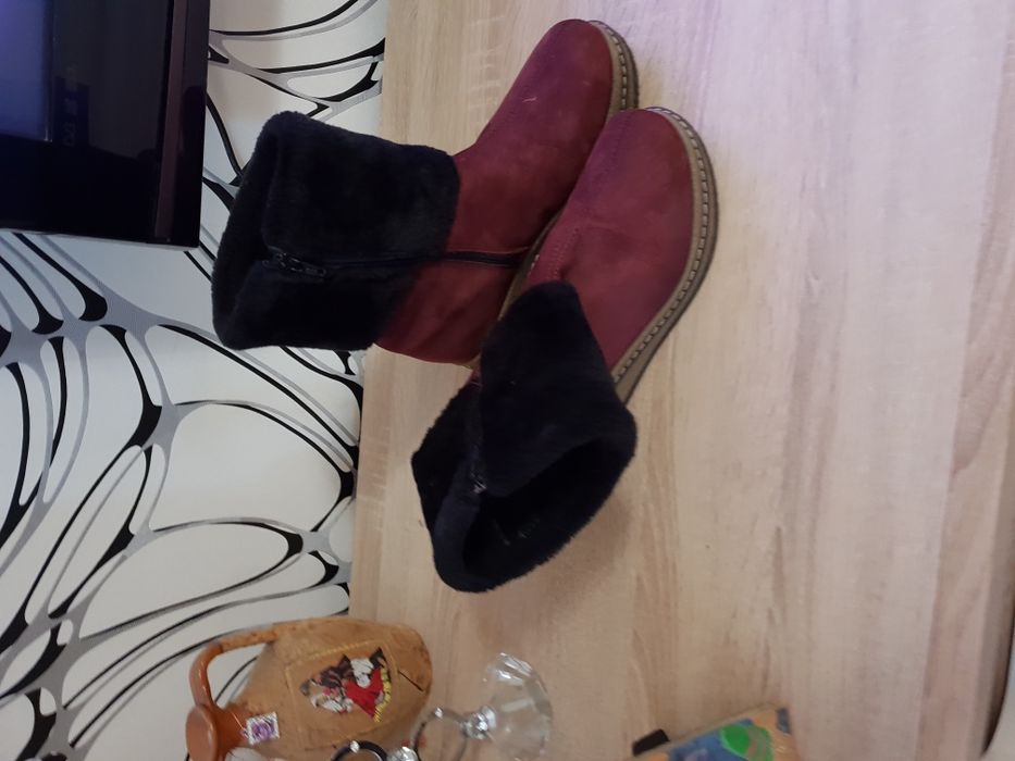 Ghete dama piele intoarsa