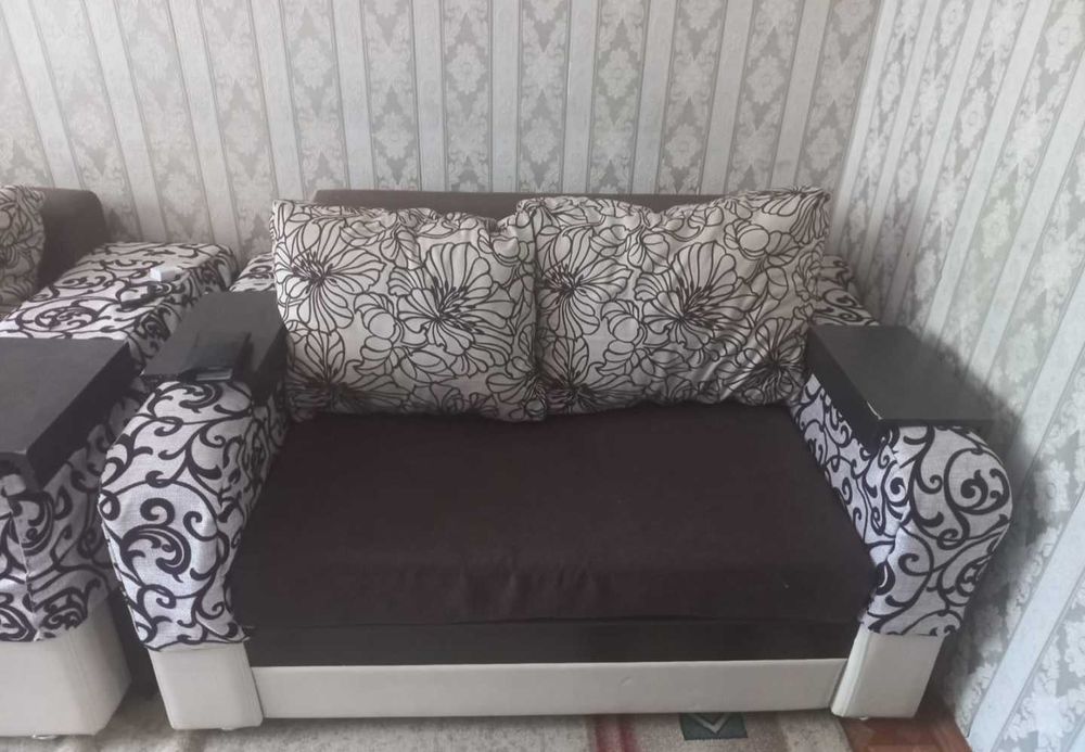 Продам мебель  срочно