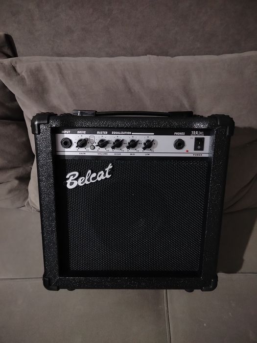 Электрогитара Rockdale и комбоусилитель Belcat