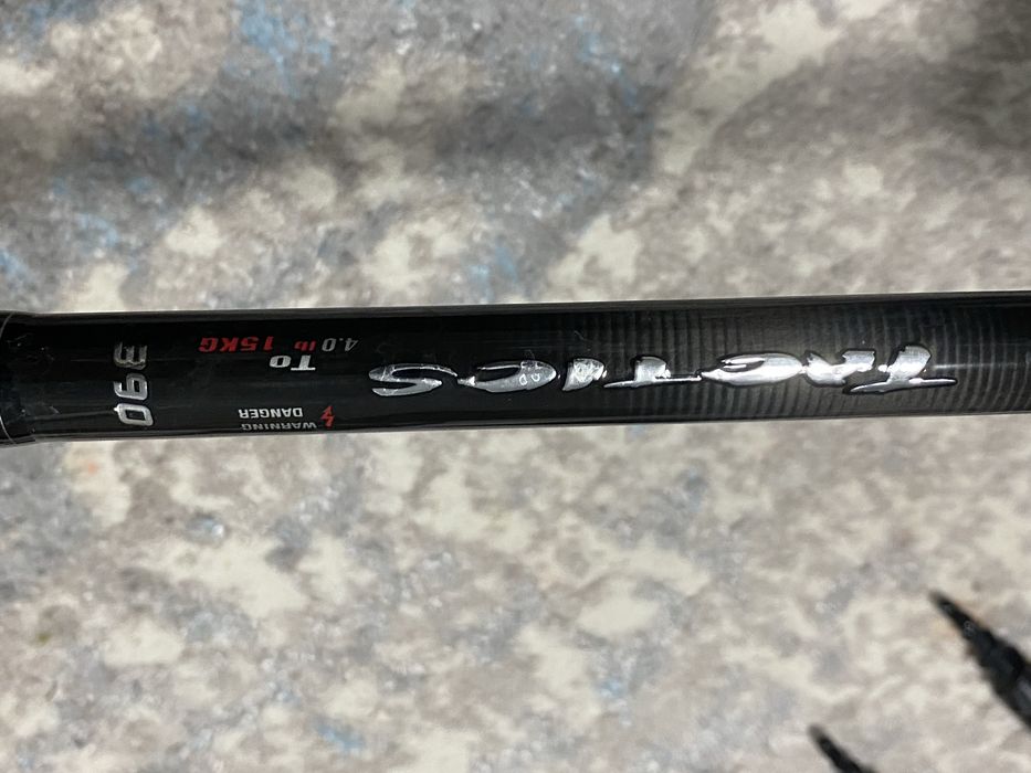 Продам карповый набор ( удочки,катушки)