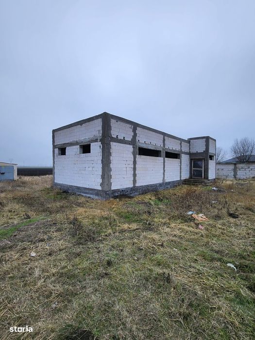 De Vanzare Casa la Rosu zona Cazasu