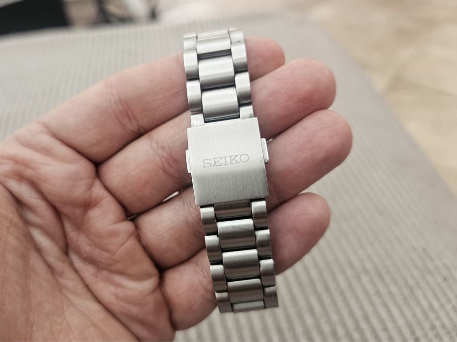 Citizen skyhawk  часовник